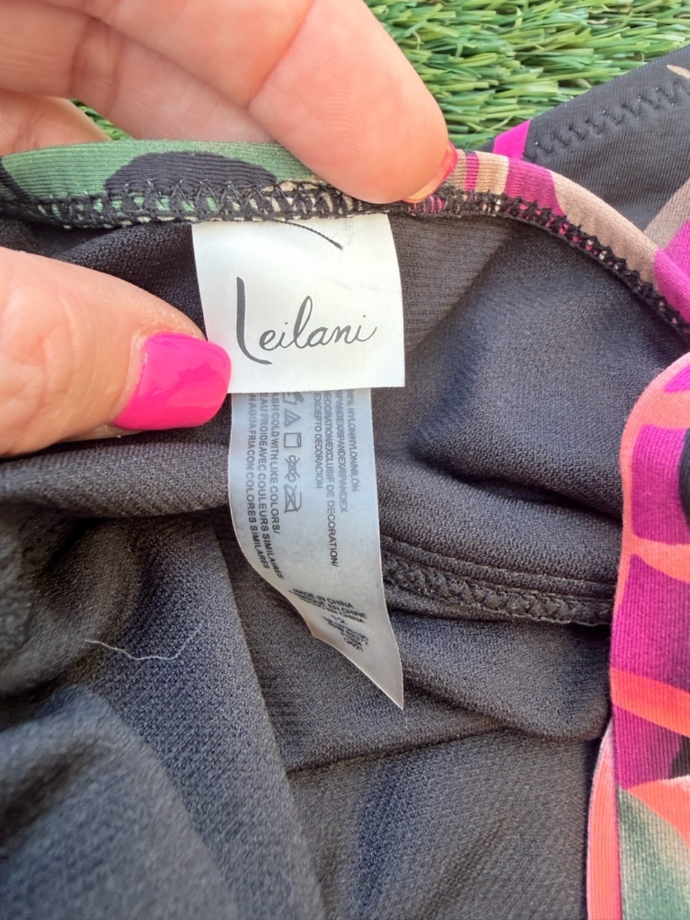 Leilani Maui Tropical Leaf V-Neck Modest Coverage One-Piece Swimsuit - 12 - Picture 2 of 7